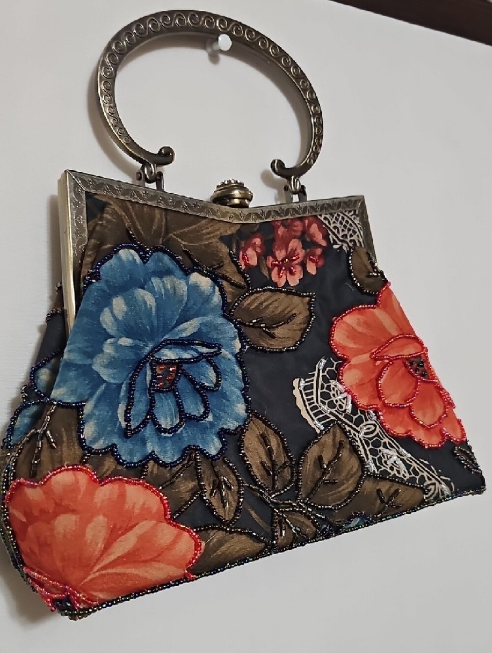 Vintage 70s 80s Floral Embroidered Top-Handle Women's Bag Clutch